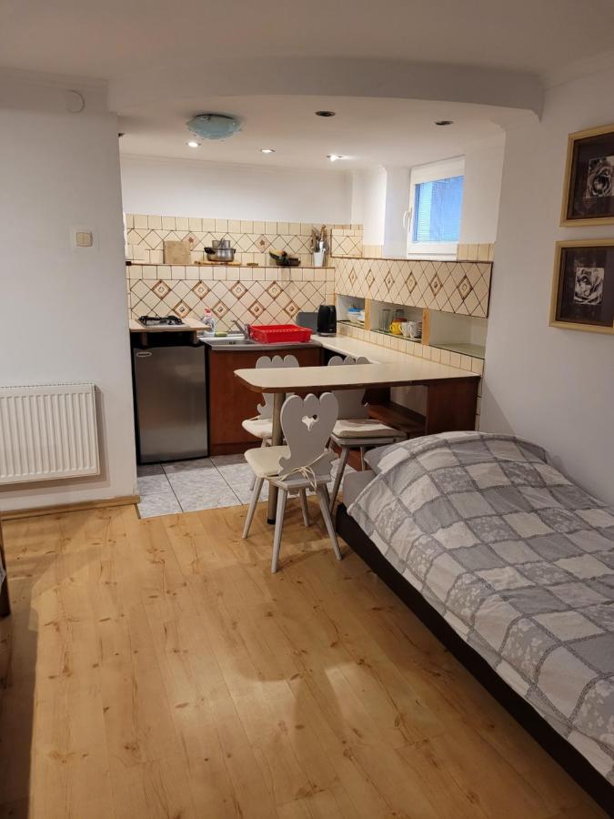 Apartament Cichy I Wygodny 스타로바 볼라 외부 사진