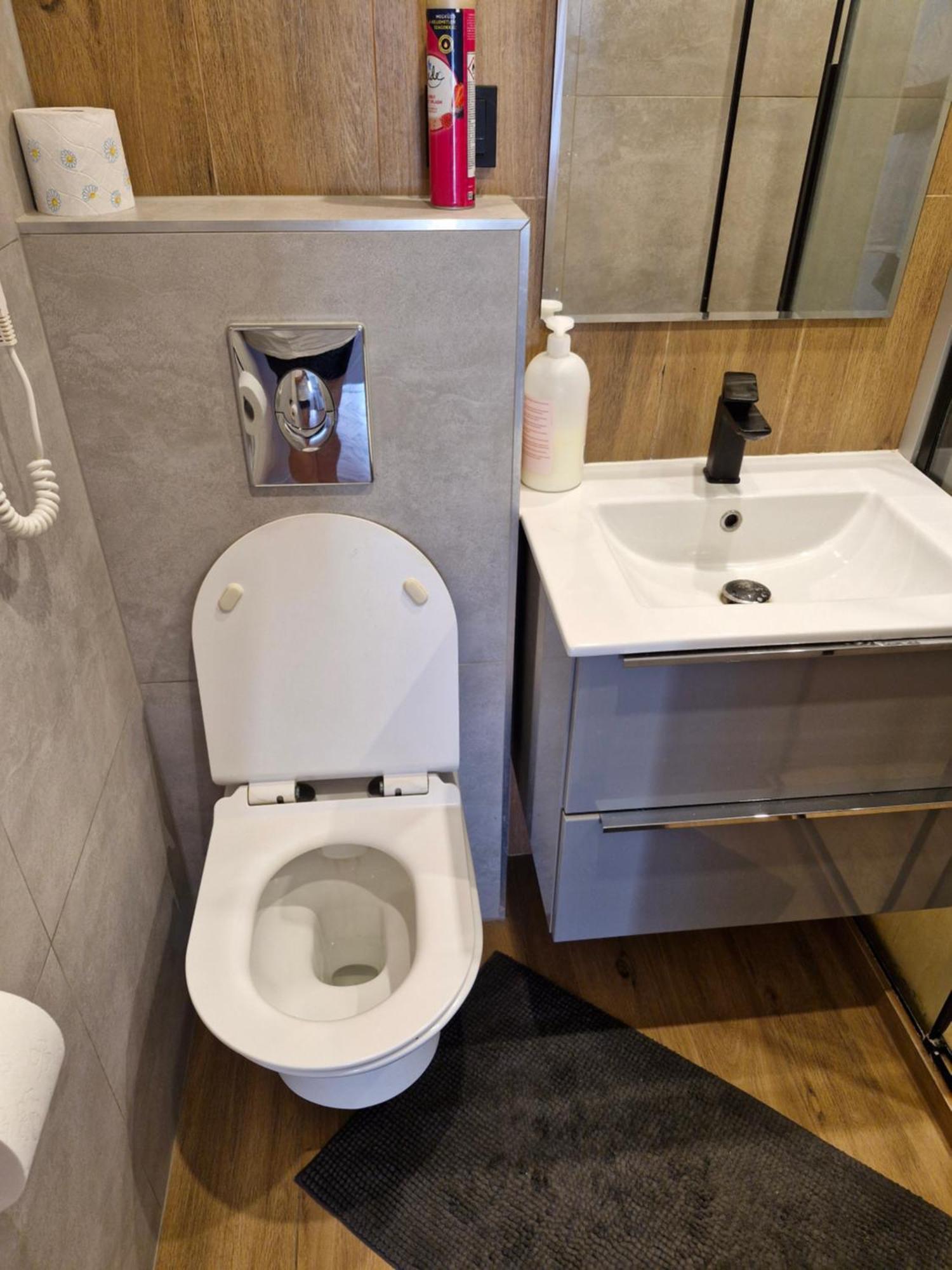 Apartament Cichy I Wygodny 스타로바 볼라 외부 사진